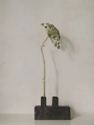Ваза Ferm Living Koa Керамика, 17 см, черный