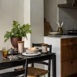 Свеча ароматическая WoodWick Hearthwick Patchouli Creme — фото 4
