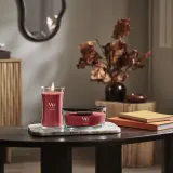 Свеча ароматическая WoodWick Hearthwick Spiced Blackberry — фото 2