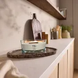 Свеча ароматическая WoodWick Hearthwick Tonka and Almond Milk — фото 3