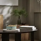 Свеча ароматическая WoodWick Hearthwick Verdant Woods — фото 1