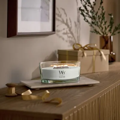 Свеча ароматическая WoodWick Hearthwick White Tea and Jasmine