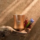 Свеча ароматическая WoodWick Volcanic Orris — фото 5
