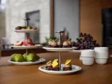 Этажерка сервировочная 2-ярусная Zone Denmark Eau, фарфор, 20 см, белая — фото 5