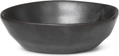 Салатник Ferm Living Flow czarna, фарфор, 9 см