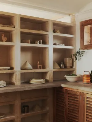 Тарелка сервировочная Ferm Living Erena, каменная керамика, 35 см, бежевая