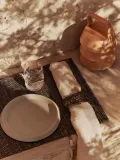 Тарелка закусочная Ferm Living Erena, каменная керамика, 22 см, бежевая — фото 7