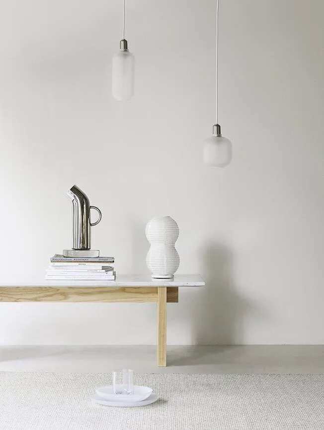 Настольный светильник Normann Copenhagen Puff Twist, нержавеющая сталь, белый