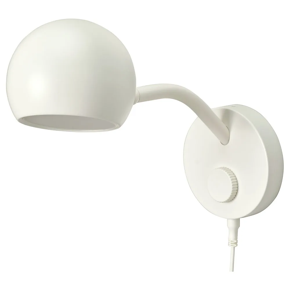 IKEA KORVSNÖRE (ИКЕА КОРВСНЁРЕ) — Лампа настенная LED, диммируемая/белый
