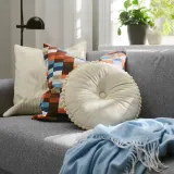 IKEA SYRENBUSKE (ИКЕА СИРЕНБУСКЕ) — Подушка декоративная, светло-бежевая 36 см — фото 2