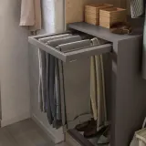 IKEA KOMPLEMENT (ИКЕА КОМПЛИМЕНТ) — Выдвижная вешалка для брюк, тёмно-серая 50x58 см — фото 2
