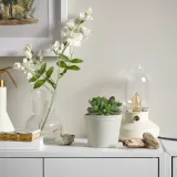 IKEA KÖRSBÄRSBJÖRK (ИКЕА КЁРСБЭРСБЙЁРК) — Кашпо для цветочного горшка, светлое серо-бежевое 9 см — фото 2