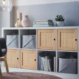 IKEA KALLAX (ИКЕА КАЛЛАКС) — Вставка с дверцами, сосна/плетёная тополь 33x33 см — фото 3