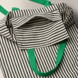 IKEA MÄVINN (ИКЕА МЭВИНН) — Сумка, зелёная/полоски белый/чёрный — фото 3