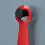 IKEA SNÖSKYFFEL (ИКЕА СНЁСКИФФЕЛ) — Рожок для обуви, яркий красный 18 см — фото 3