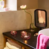 IKEA LOTSFÅGEL (ИКЕА ЛОТСФОГЕЛ) — Ароматическая свеча-таблетка, красные ягоды светло-розовая 3.5 ч — фото 2