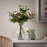 IKEA BERGKÖRSBÄR (ИКЕА БЕРГКЁРСБЭР) — Ваза, стекло/зелёная 28 см — фото 2