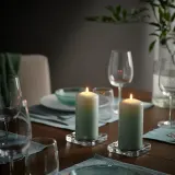 IKEA DAGLIGEN (ИКЕА ДАГЛИГЕН) — Свеча-столбик без запаха, светло серо-зелёная 14 см 40 ч — фото 2