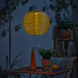 IKEA SOLVINDEN (ИКЕА СОЛВИНДЕН) — Подвесной светильник LED на солнечной батарее, шар, для улицы, жёлтый/серый 30 см — фото 3