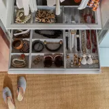 IKEA KOMPLEMENT (ИКЕА КОМПЛИМЕНТ) — Вкладыш с 4 отделениями, светло-серый 25x53x5 см — фото 3