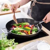 IKEA GULDÖRING (ИКЕА ГУЛДЁРИНГ) — Сковорода, антипригарное покрытие/нержавеющая сталь чёрно-серая 32 см — фото 2
