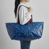 IKEA SPJUTSÖ (ИКЕА СПЙУТСЁ) — Сумка, синий узор, 18x45x28 см/22 л — фото 2