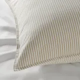 IKEA SOLFIBBLA (ИКЕА СОЛФИББЛА) — Наволочка, белый бежевый в полоску 50х60 см — фото 3