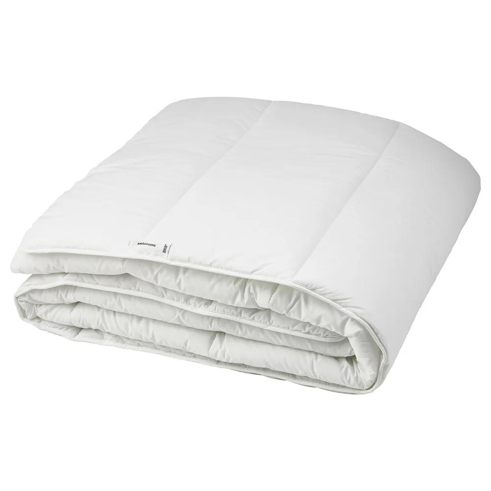 IKEA SMÅSPORRE (ИКЕА СМОСПОРРЕ) — Одеяло тёплое 200х200 см