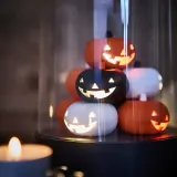 IKEA KUSTFYR (ИКЕА КУСТФИР) — Настольное украшение LED, тыква/на батарейках разноцветный — фото 2