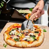 IKEA HAVSTULPAN (ИКЕА ХАВСТУЛПАН) — Нож для пиццы, нержавеющая сталь/бук 22 см — фото 2