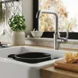 IKEA TAKSJÖN (ИКЕА ТАКШЁН) — Смеситель кухонный с боковой рукояткой, сталь — фото 2