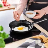 IKEA GULDÖRING (ИКЕА ГУЛДЁРИНГ) — Сковорода, антипригарное покрытие нержавеющая сталь/черно-серый 20 см — фото 3
