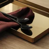 IKEA STOCKHOLM (ИКЕА СТОКХОЛМ) — 2025 Поднос, цвет латуни 28x20 см — фото 2