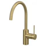 IKEA SALLSJÖN (ИКЕА САЛЛШЁН) — Смеситель кухонный с боковым рычагом, цвет латуни — фото 1