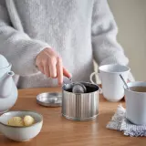 IKEA BETTHAJ (ИКЕА БЕТТХАЙ) — Банка с крышкой, для кофе/чая/серебристая 0.6 л — фото 2