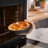 IKEA GLADELIG (ИКЕА ГЛАДЕЛИГ) — Форма для запекания, тёмно-серая 20 см — фото 7