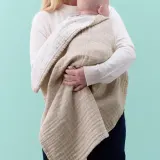IKEA LEN (ИКЕА ЛЕН) — Одеяльце, белый бежевый/в горошек муслин 80x100 см — фото 3