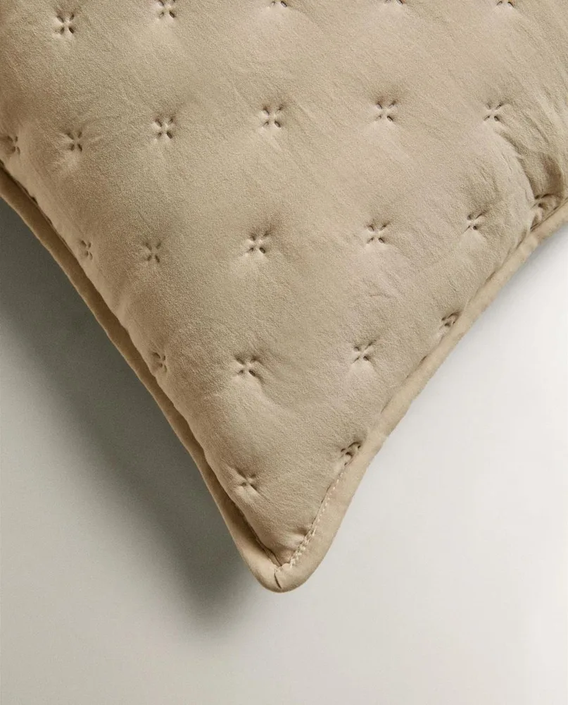 Zara Home Стеганая наволочка в горошек, бежевый 45*45