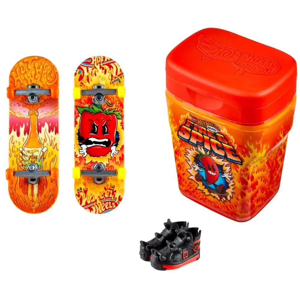 Hot Wheels Skate - Скейтбокс Fire & Spice с двумя скейтбордами 2шт HVK78 / артикул HTP10 HVK78 / GTIN 194735206698