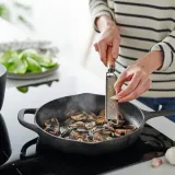 IKEA VARDAGEN (ИКЕА ВАРДАГЕН) — Терка для цитрусовых с ручкой, нержавеющая сталь/бук, 33 см — фото 5