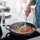 IKEA VARDAGEN (ИКЕА ВАРДАГЕН) — Лопатка для вока, нержавеющая сталь/бук, 36 см — фото 2