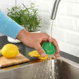 IKEA UPPFYLLD (ИКЕА УППФЙЛЛД) — Соковыжималка для лимона, ярко-желтая/светло-зеленая, 15 см — фото 4