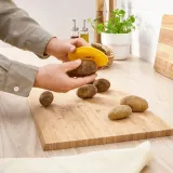 IKEA UPPFYLLD (ИКЕА УППФЙЛЛД) — Щетка для овощей, ярко-желтая — фото 2