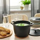IKEA VARDAGEN (ИКЕА ВАРДАГЕН) — Кастрюля с крышкой, эмалированный чугун Матовый/черный, 5 л — фото 5