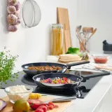 IKEA MIDDAGSMAT (ИКЕА МИДДАГСМАТ) — Сковороды, 2 штуки, антипригарное покрытие/нержавеющая сталь — фото 5