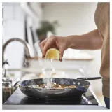 IKEA MIDDAGSMAT (ИКЕА МИДДАГСМАТ) — Сковорода, антипригарное покрытие/нержавеющая сталь, 24 см — фото 4