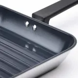 IKEA MIDDAGSMAT (ИКЕА МИДДАГСМАТ) — Сковорода-гриль, антипригарное покрытие/нержавеющая сталь, 28x28 см — фото 3