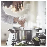 IKEA MIDDAGSMAT (ИКЕА МИДДАГСМАТ) — Кастрюля с крышкой, прозрачное стекло/нержавеющая сталь, 3 л — фото 3