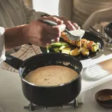 IKEA HEMLAGAD (ИКЕА ХЕМЛАГАД) — Кастрюля с крышкой, антипригарное покрытие черного цвета, 2 л — фото 5