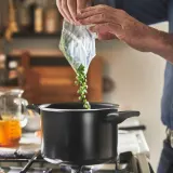 IKEA HEMLAGAD (ИКЕА ХЕМЛАГАД) — Кастрюля с крышкой, антипригарное покрытие, черный, 3 л — фото 5